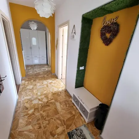 Modern Stylish Near Apartman Lovran