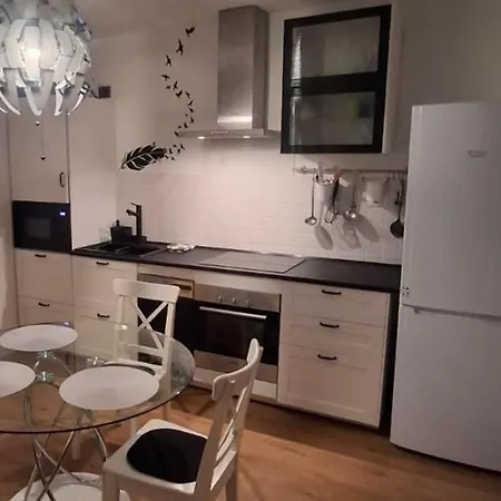 Modern Stylish Near Lejlighed