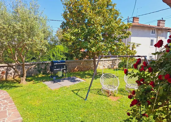 Modern Stylish Near Appartamento Laurana