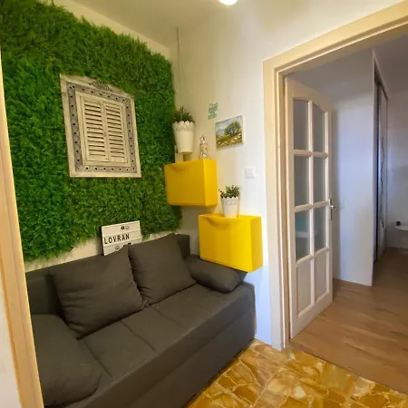 Modern Stylish Near Apartment *