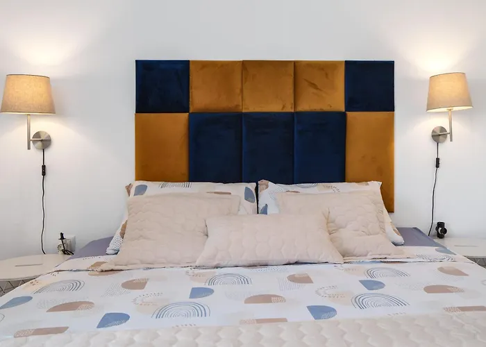 Modern Stylish Near *