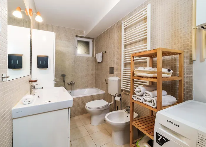 Modern Stylish Near Διαμέρισμα *