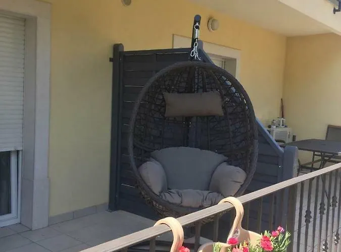 Διαμέρισμα Modern Stylish Near Lovran